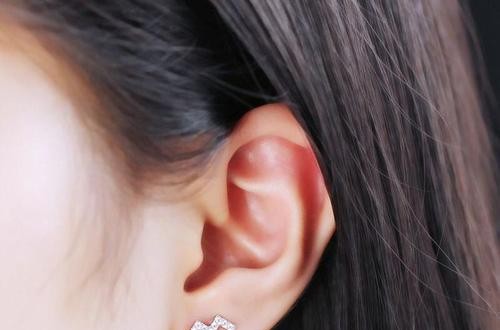 耳環(huán)品牌APM摩納哥為什么受歡迎 風(fēng)格時(shí)尚不另類(lèi)