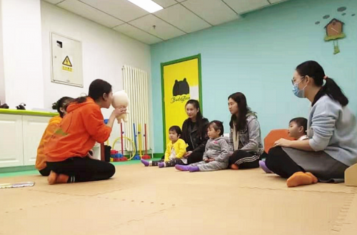 與芭迪熊親幼館的一場(chǎng)相遇，如何成就她的教育夢(mèng)想？