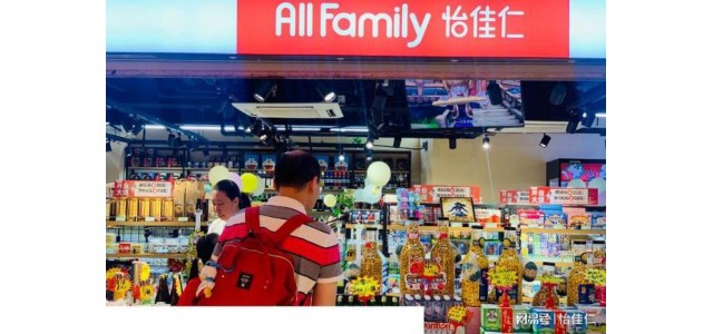 為了趕上返鄉(xiāng)創(chuàng)業(yè)的返鄉(xiāng)潮，怡嘉倫小吃店加入品牌，加速進(jìn)軍三四線市場(chǎng)